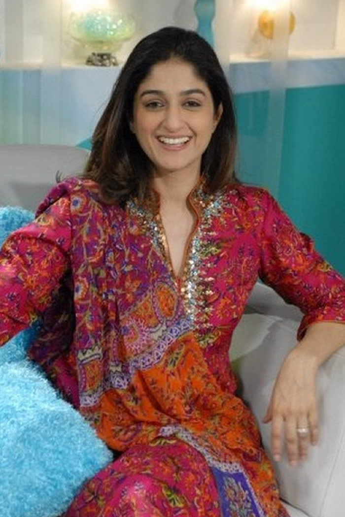 Nadia Jamil images